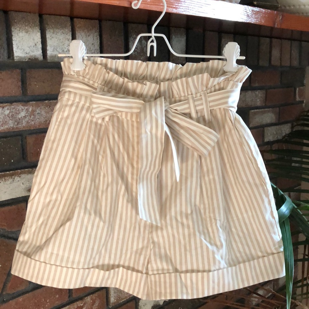 Forever21 Belted Paperbag Shorts